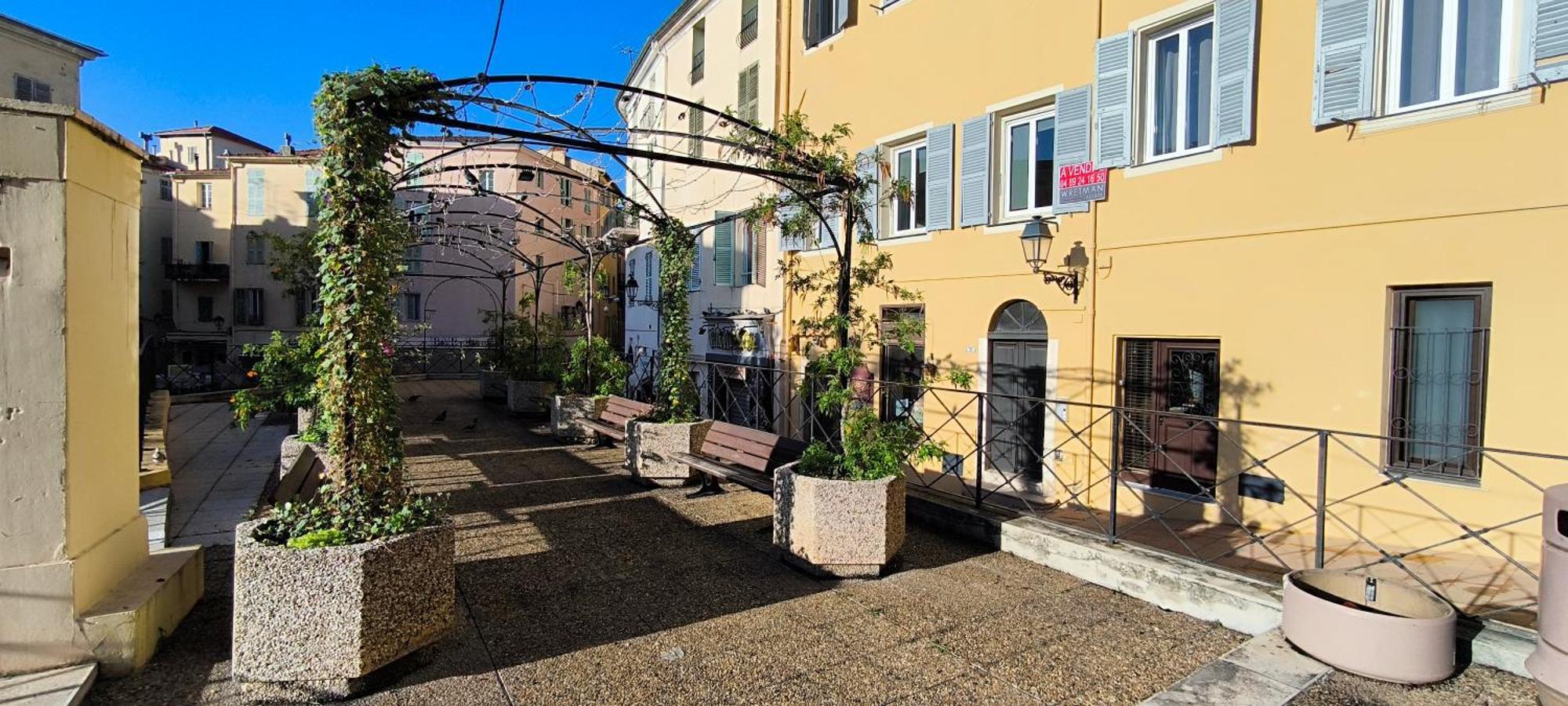 Superbe Appartement 2 Pieces A 2 Pas De La Plage,Dans La Vieille Ville Мантон Екстер'єр фото